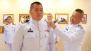 ผู้บังคับการโรงเรียนนายทหารเรือชั้นต้น เป็นประธานในพิธีประดับยศข้าราชการและนายทหารนักเรียน ที่ได้รับการเลื่อนยศสูงขึ้น